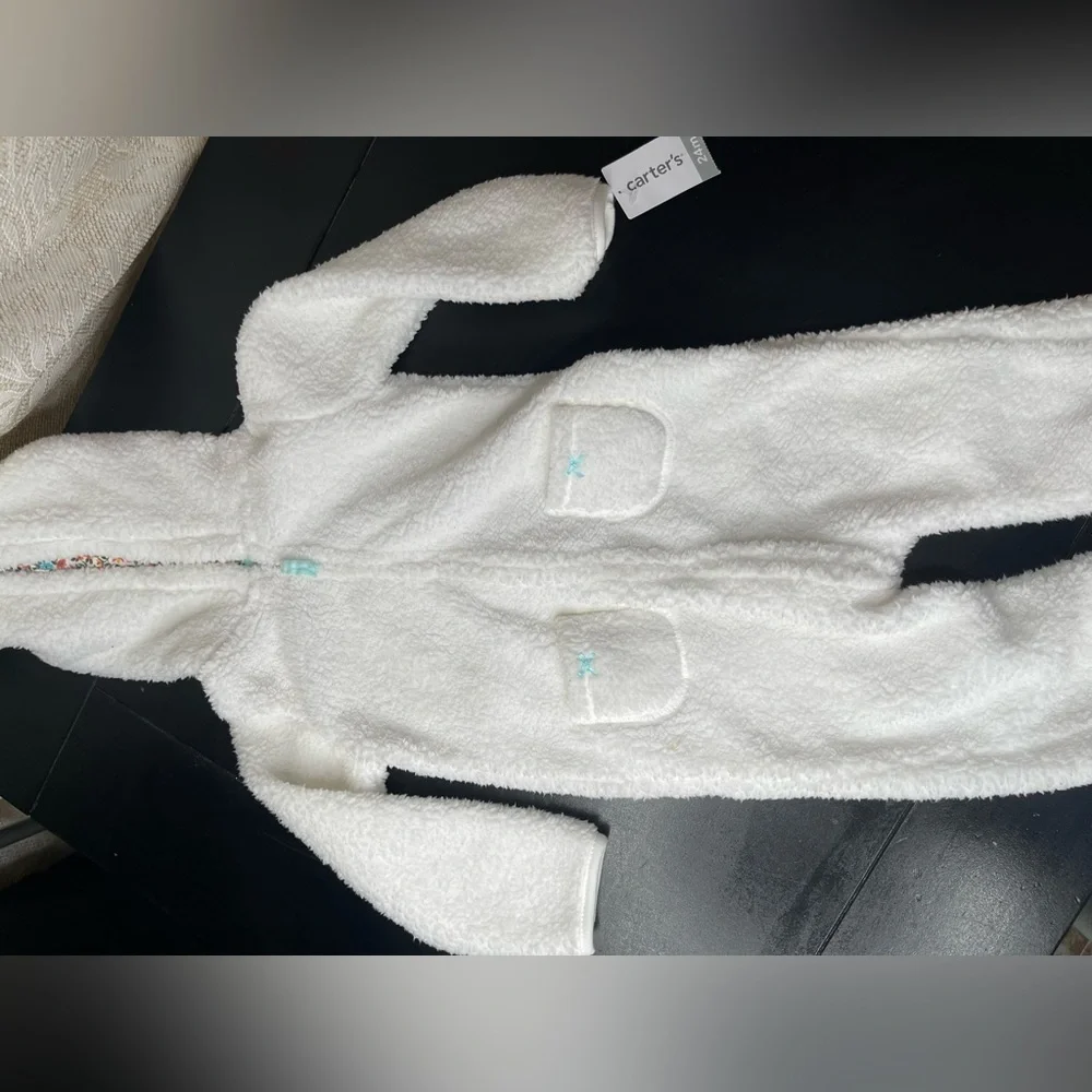 Carter's Fuzzy Bear White Baby zip up One Piece 24months NWT